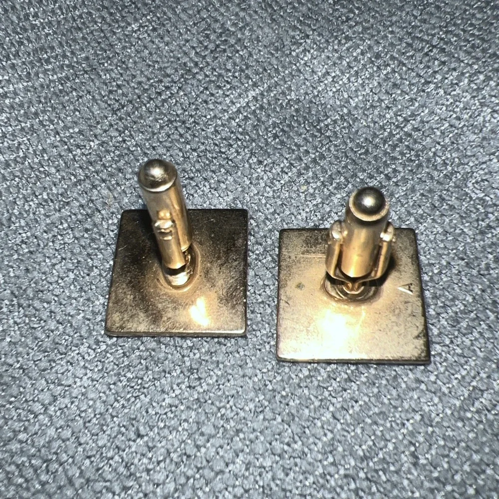 Vintage Cufflinks Jewelry Textured Leather Gold Tone Square